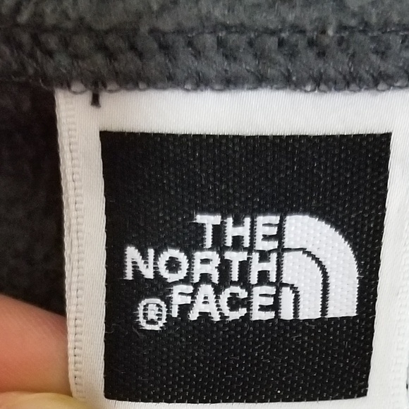 The North Face Quarter-Zip Fleece Top - Picture 6 of 7